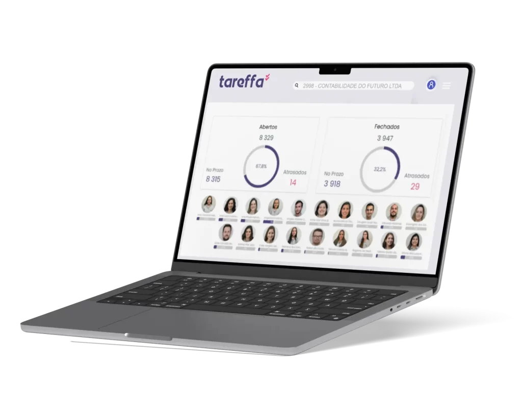 Notebook exibindo a interface da solução digital Gestão de Serviços Tareffa
